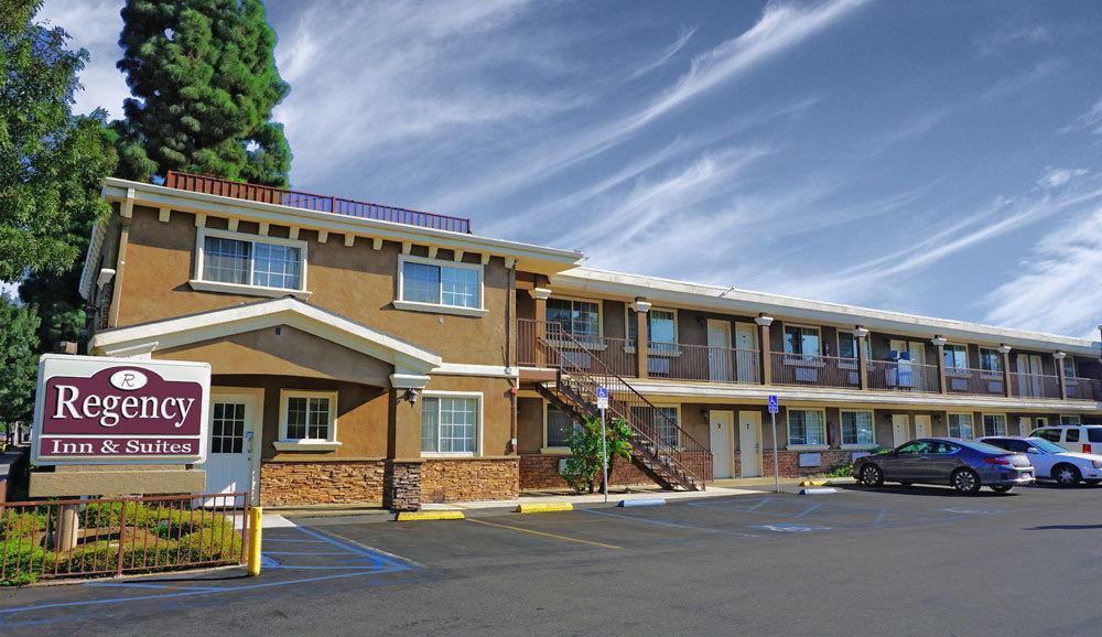 Regency Inn&Suites Downey Exterior foto