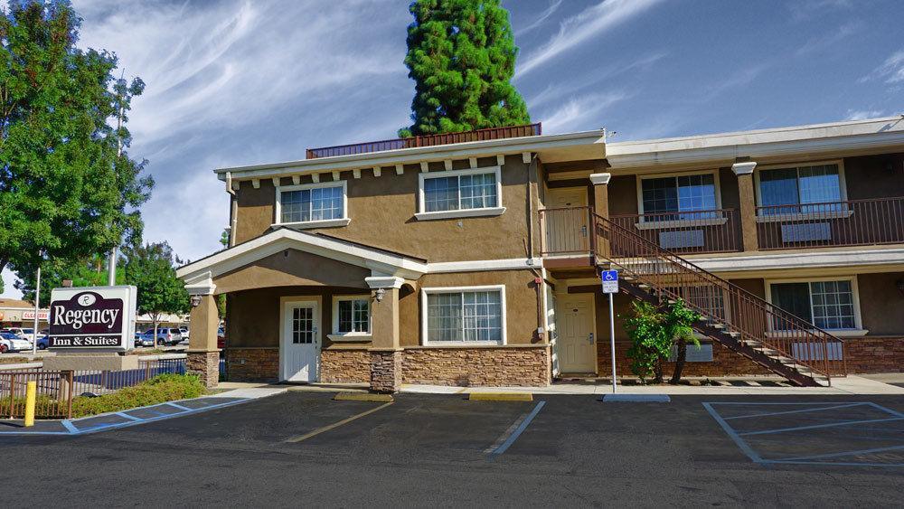 Regency Inn&Suites Downey Exterior foto